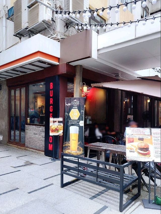 銅鑼灣 | Burgeroom | 足料漢堡包