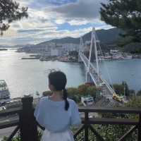 여수 바다와 시내를 한눈에 내려다볼 수 있는 돌산공원, 돌산대교 전망대 