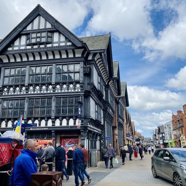 A day in Chester! 💚🤎 United Kingdom 🇬🇧