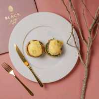 Brunch and dinner at The Black Egg