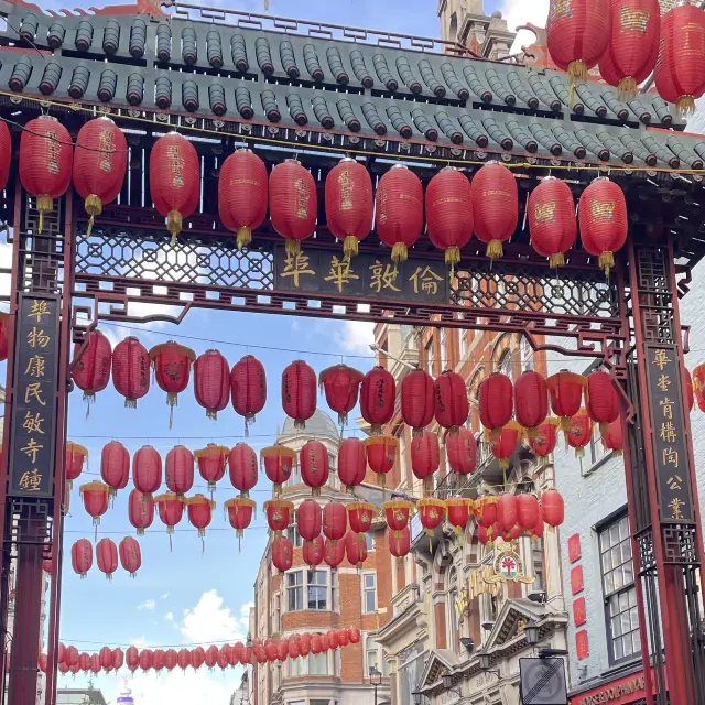 英國倫敦遊記 China Town 富有滿滿特色的紅色燈籠 