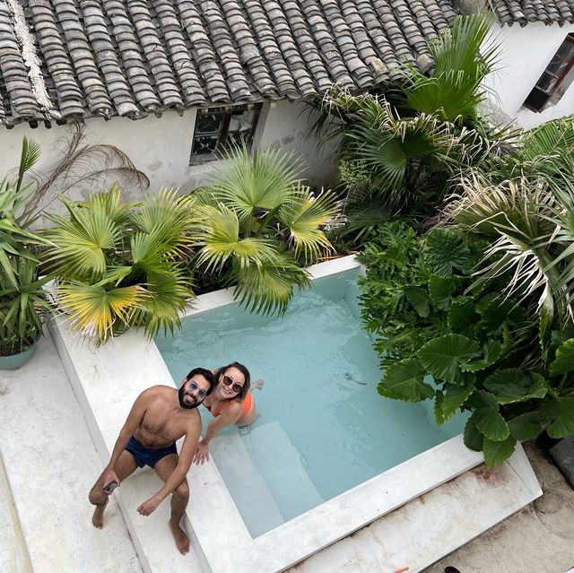 Sweat Island Hotel. 