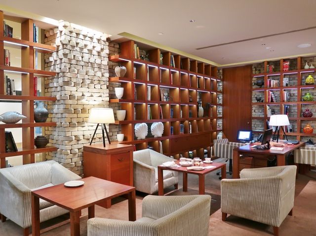 10 Scotts Restaurant, Grand Hyatt Singapore