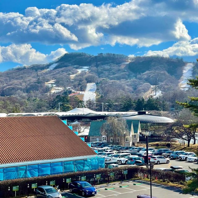 軽井沢駅＆アウトレットショッピングプラザ