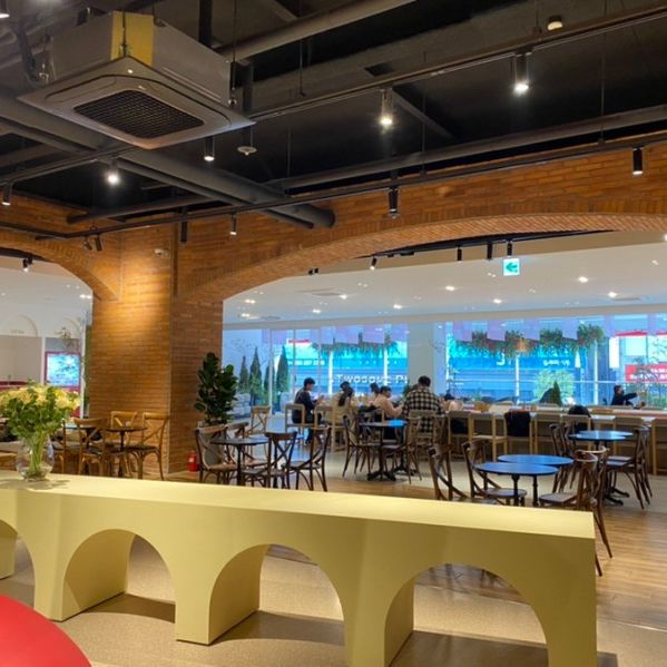 대구 동성로 베이커리맛집 대형카페 팡팡팡 !