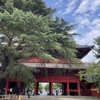 【東京都】増上寺大門の圧倒的な門構え