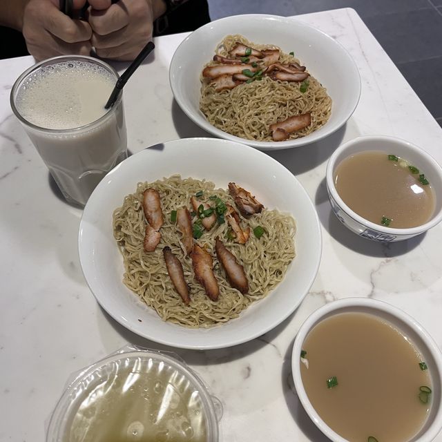 duck blood & food spree @ mount austin jb