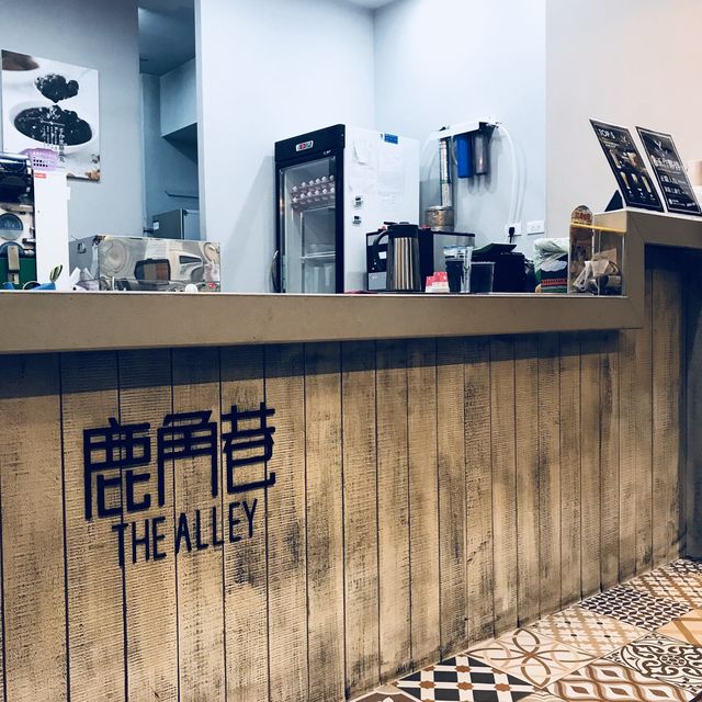 altTitle