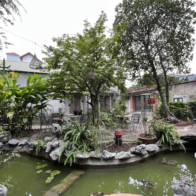 enjoy Vietnamese cuisine outdoors 