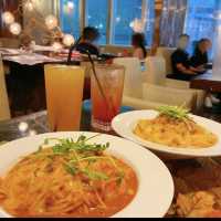 CP值高浪漫樓上cafe｜旺角小店