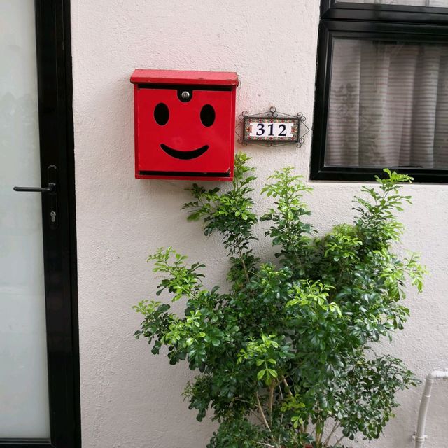 石澳海灘、石澳村~馬卡龍色系的小屋