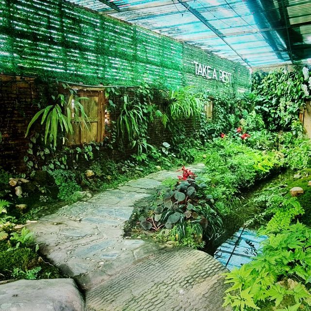 ร้าน Take A Rest Coffee Bar จ.ลำปาง 