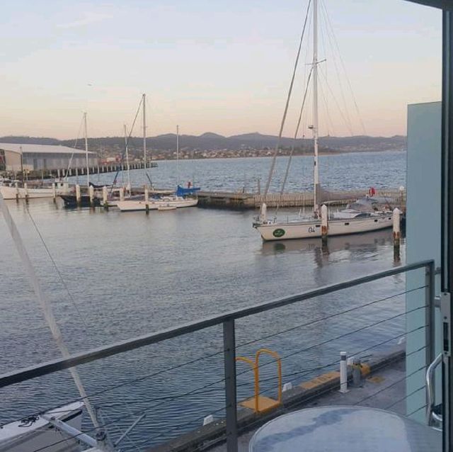 近距離看海👀🌊塔斯曼尼亞的荷伯特海港