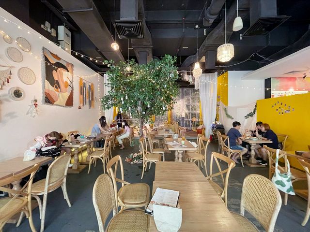 Dog-friendly cafe in the east
