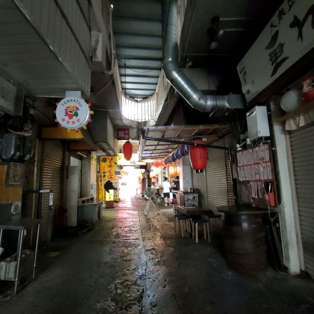  【沖縄 那覇】公設市場の奥の沖縄✨✨✨