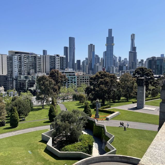 shrine of remembrance and its view 