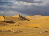 Dunhuang desert oasis adventure 