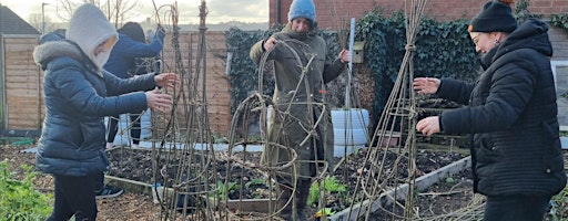 Willow Wigwam Obelisk Workshop | CHUNK community garden