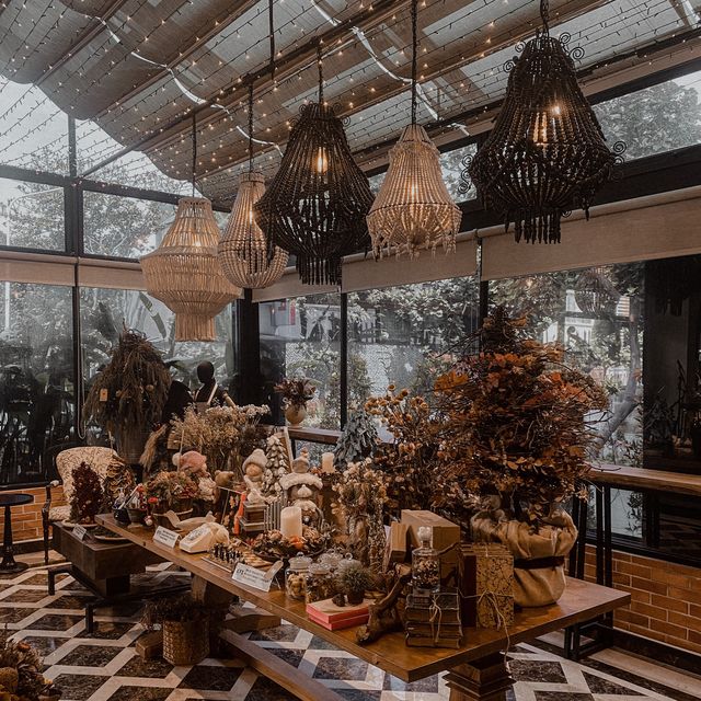 Elowen Flower & Coffee