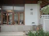 คาเฟ่บ้านไม้ cozy ที่ผสมผสานความล้านนาได้อย่างลงตั