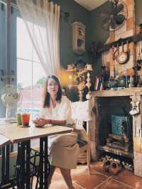  muNAsir Pool Cafe’ คาเฟ่ลับพัทยา