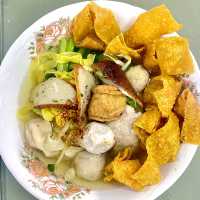 ปุ๊ก ก๋วยเตี๋ยว เย็นตาโฟ | ตราด