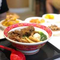 夜市小食款式超多!旺角台灣菜打卡餐廳