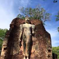 Ancient Monuments in Wat Phra Si Iriyabot