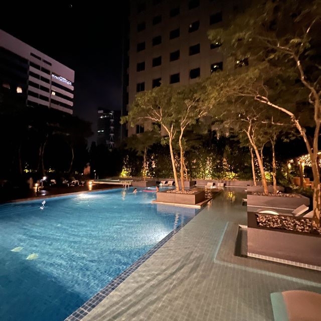 🇲🇾Double Tree Hilton JB swimming pool