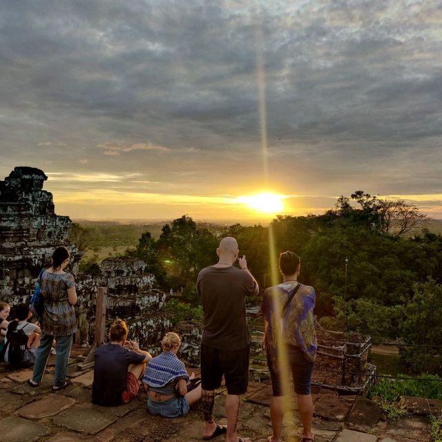 Sunset at Phnom Bakkhaeng