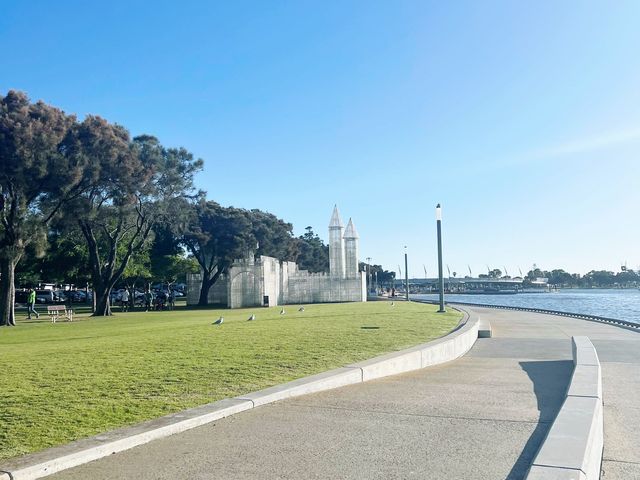 Mandurah Foreshore! More Christmassy Clicks😎