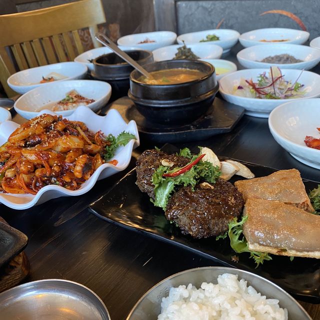 추운 겨울 따뜻한 한정식 맛집으로 데이트❣️