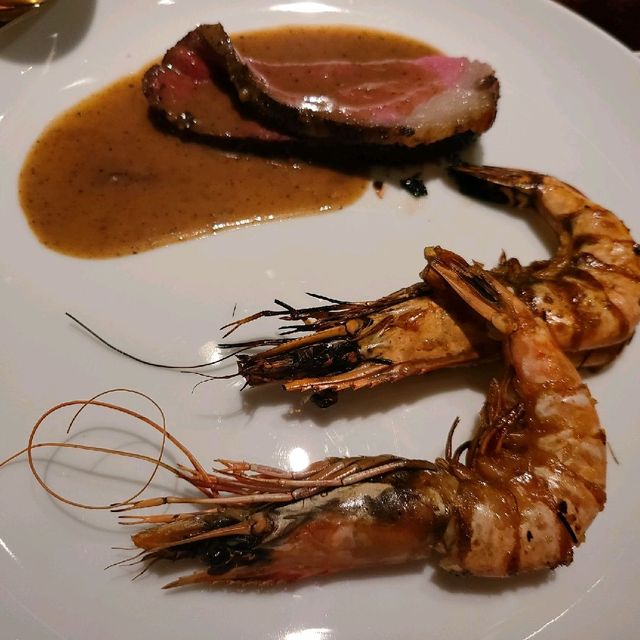 Enjoying a fabulous cuisine journey in Grand Hyatt 