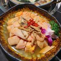 🍲 《瑞生酒店內高質云手工火鍋》