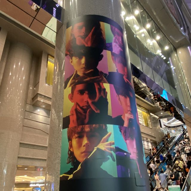 MIRROR POP UP STORE登陸時代廣場😍