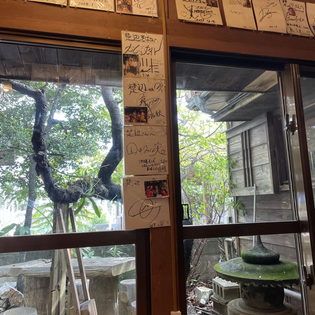 沖縄そばと海産物料理の店 楚辺