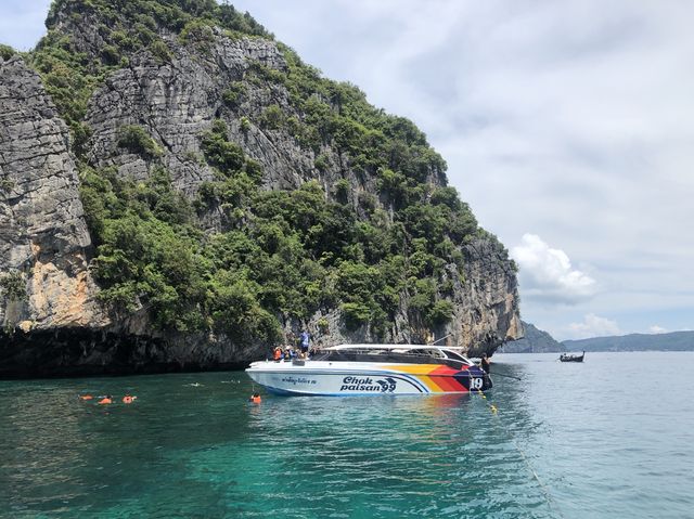 ความสวยงามของท้องทะเลไทย