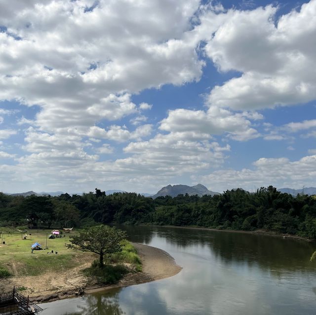 ทางรถไฟสายมรณะ แค่ชื่อก็หวาดเสียวแล้ว 