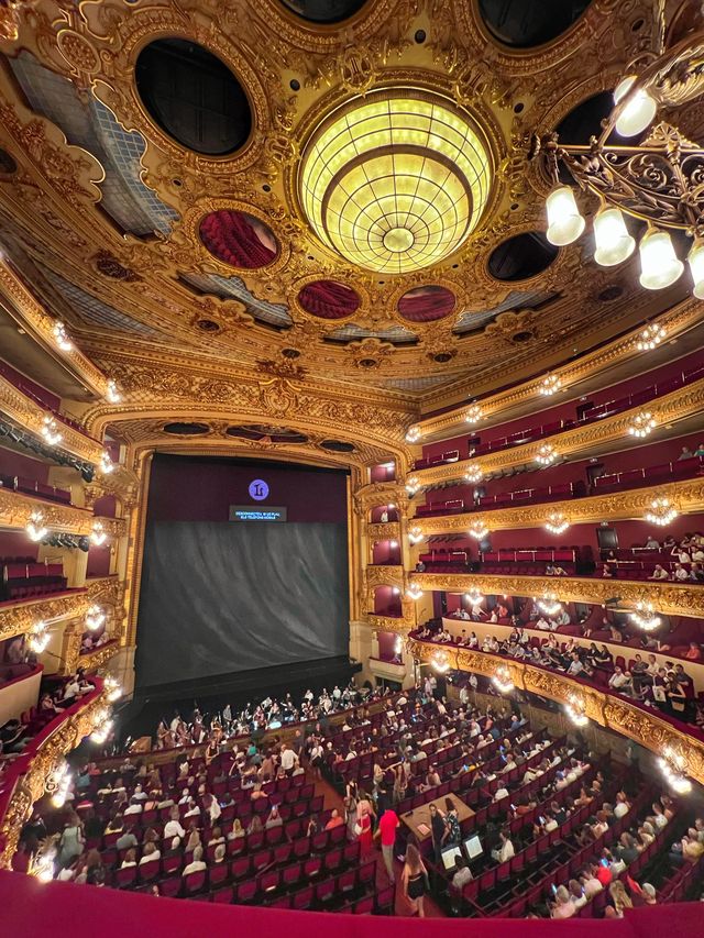 Barcelona Opera Theatre+tip for cheap tickets