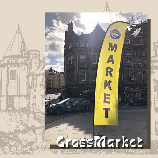 在古老廣場GrassMarket近距離看愛丁堡城堡