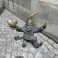 Dwarf hunting in Wroclaw 