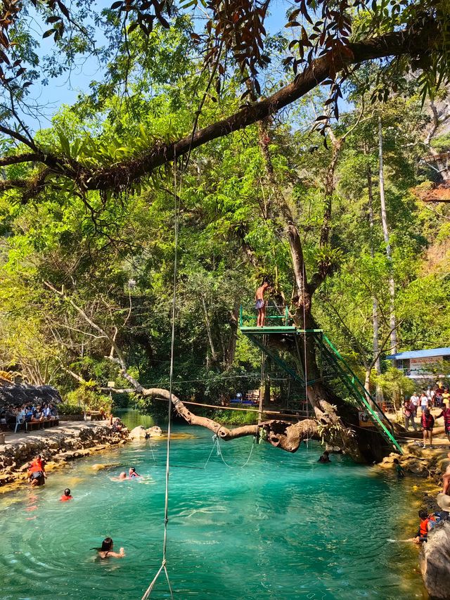 Laos Luang Prabang/Kuang Si Falls