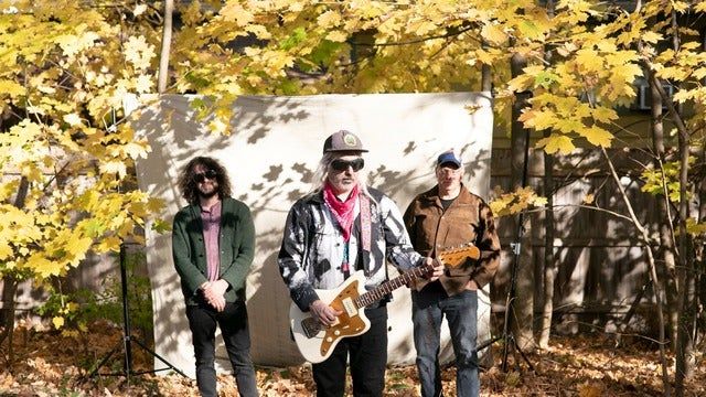 Dinosaur Jr. / American Football | The Masquerade - Heaven