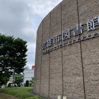 다케오도서관 : 스타벅스가 있는 일본의 도서관