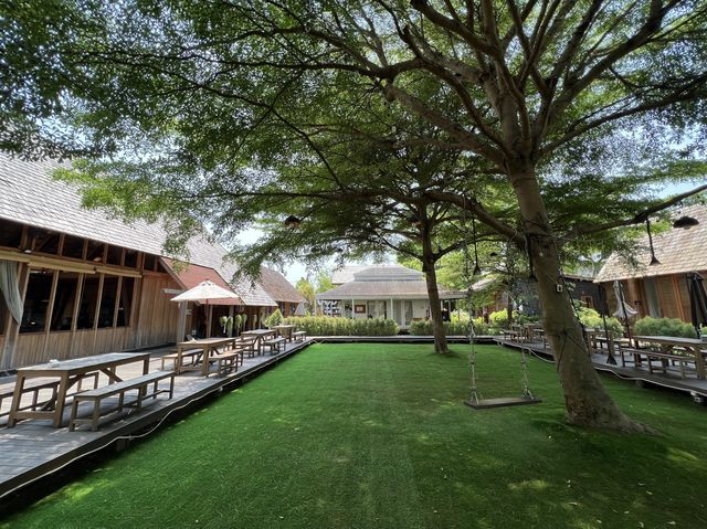 Chale’t at wood park คาเฟ่นครปฐมน่าเที่ยว