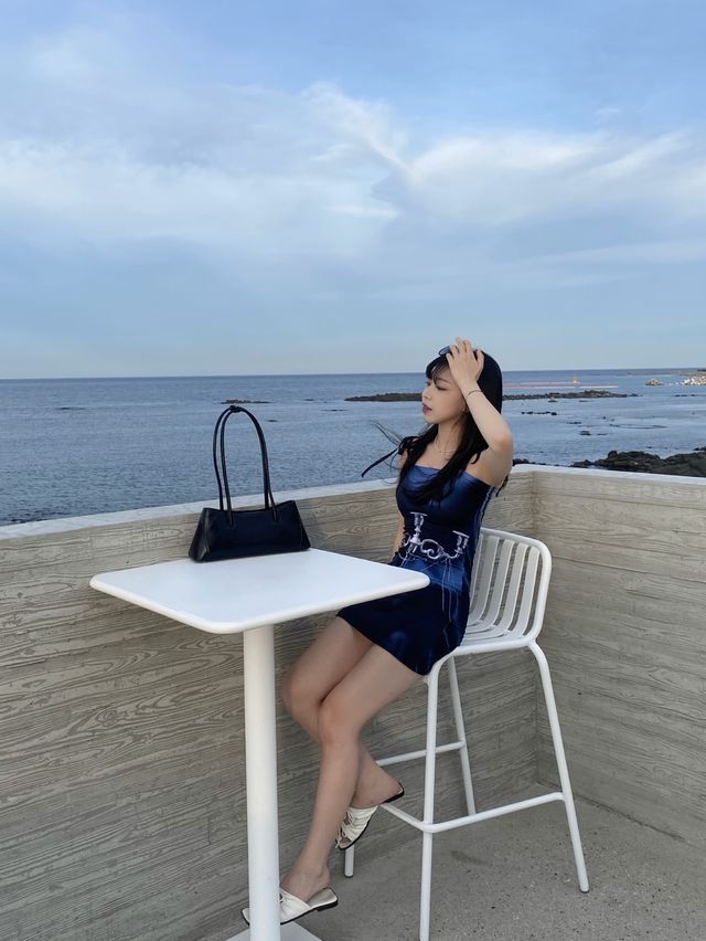 청량한 인생샷 남길 수 있는 포항 카페🌊