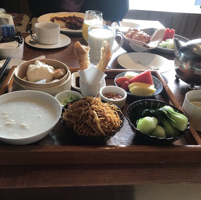 Breakfast set at Cafe Causette @Mandarin Oriental HK