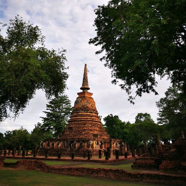 วัดที่ 65 โบราณสถานวัดช้างล้อม สุโขทัย