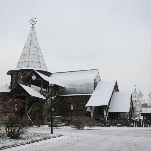 มาตลาดในวันที่ตลาดปิด Izmailovsky market moscow