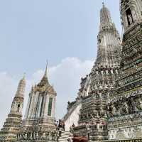 MESMERIZING Temple - Wat Arun! 